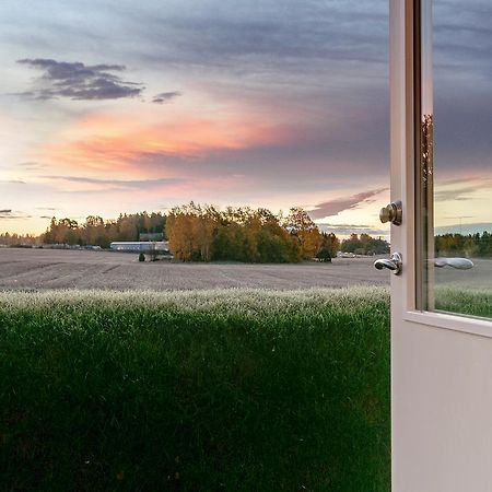 Turinge Hotel Sodertalje Exterior photo